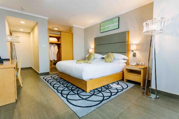 Ambassador Hotel image 3